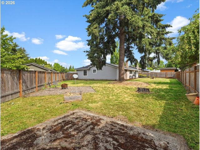 940 Ne BALDWIN St, Hillsboro, OR 97124