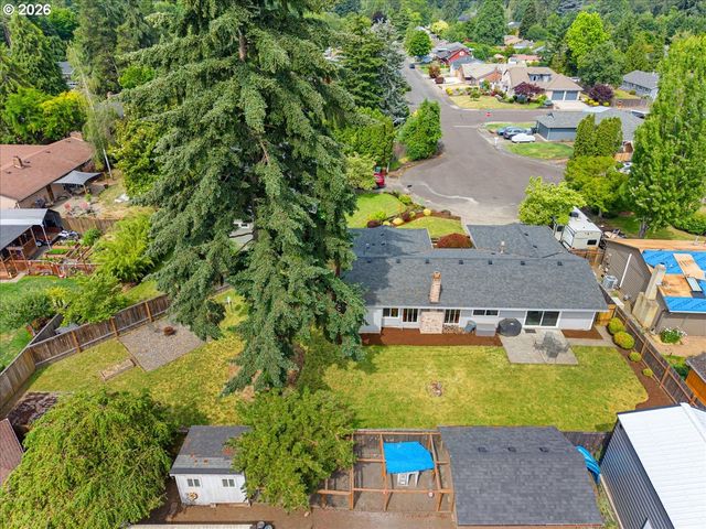 940 Ne BALDWIN St, Hillsboro, OR 97124
