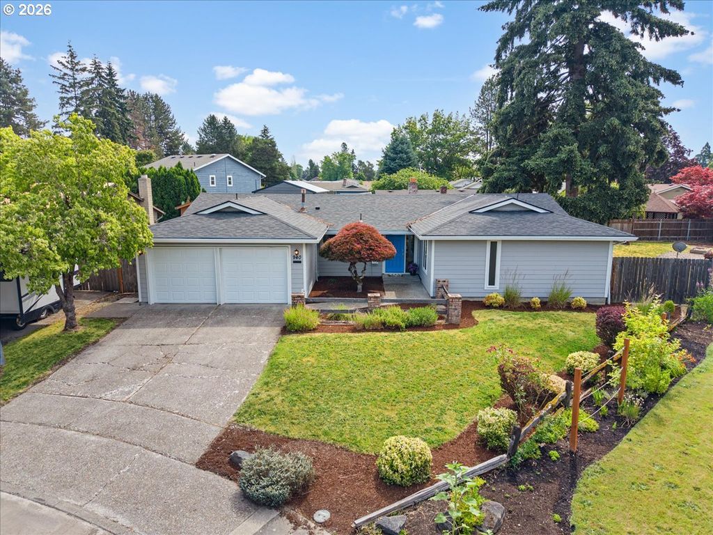 940 Ne BALDWIN St, Hillsboro, OR 97124