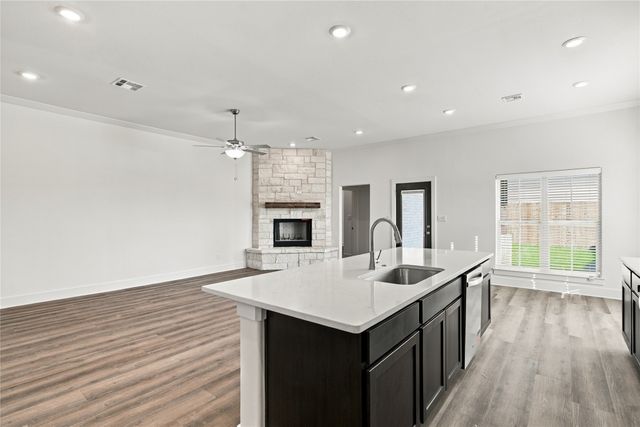 4215 Hummingbird Drive, Sherman, TX 75092