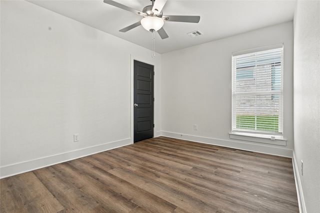 4215 Hummingbird Drive, Sherman, TX 75092