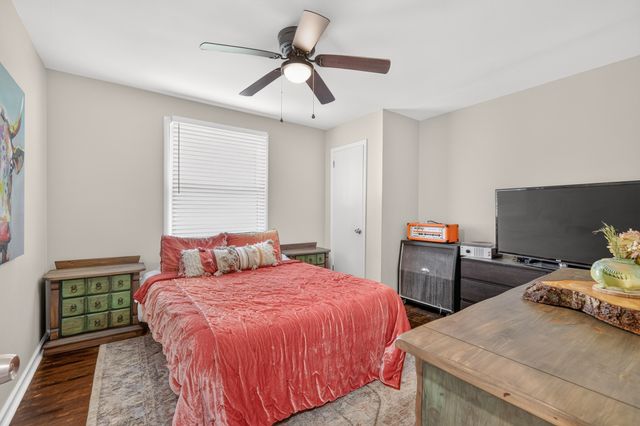 302 Dorr Dr, Goodlettsville, TN 37072
