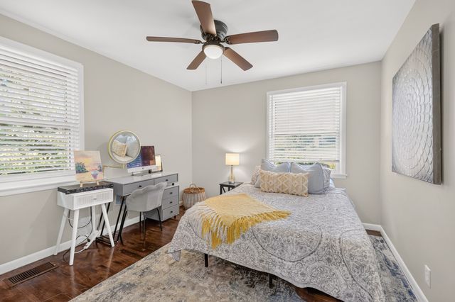 302 Dorr Dr, Goodlettsville, TN 37072