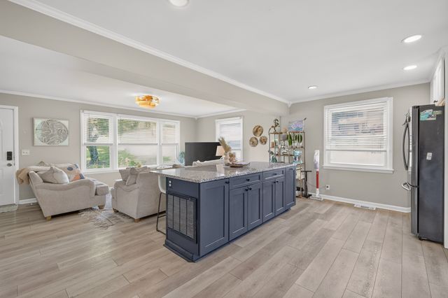 302 Dorr Dr, Goodlettsville, TN 37072