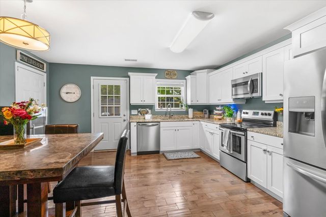 397 Woodlawn Ave, Dalton, GA 30721