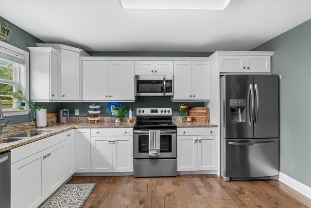 397 Woodlawn Ave, Dalton, GA 30721