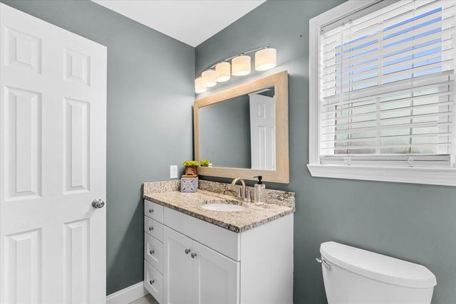 397 Woodlawn Ave, Dalton, GA 30721