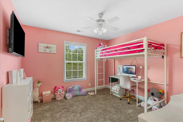 397 Woodlawn Ave, Dalton, GA 30721