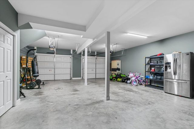 397 Woodlawn Ave, Dalton, GA 30721