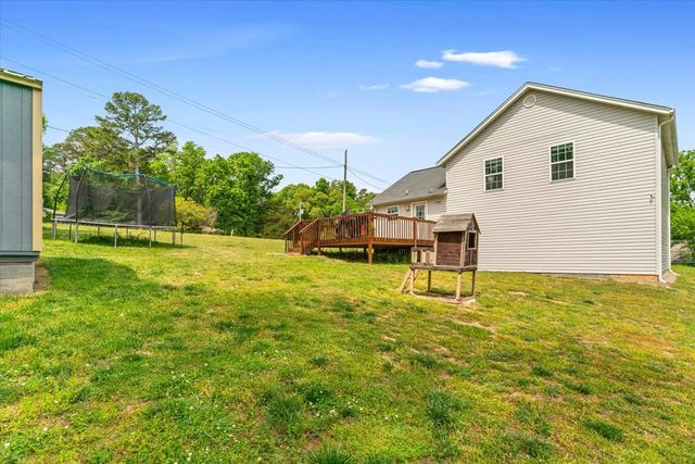 397 Woodlawn Ave, Dalton, GA 30721