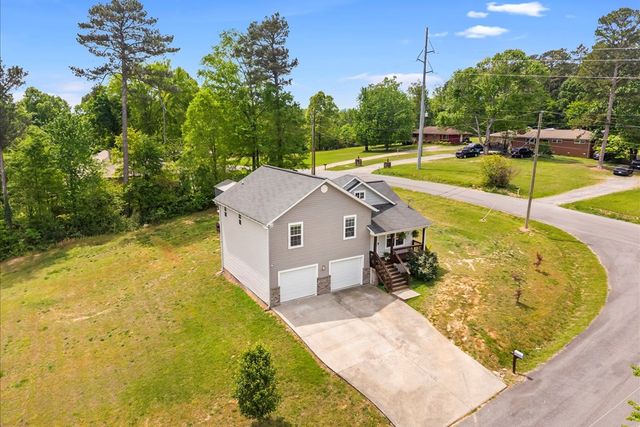 397 Woodlawn Ave, Dalton, GA 30721