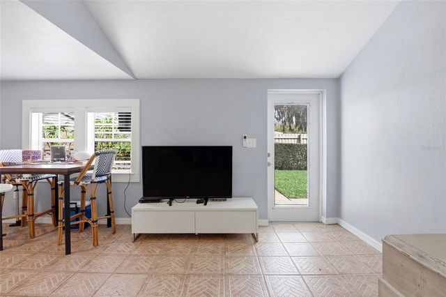 1921 E JEFFERSON STREET, Orlando, FL 32803