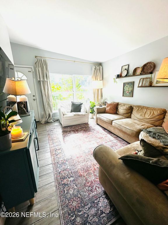 3061 PURDOM Drive, Jacksonville, FL 32223