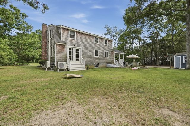 223 Plum Hollow Rd, Falmouth, MA 02536