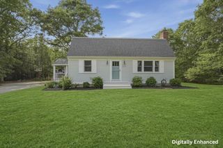 223 Plum Hollow Rd, Falmouth, MA 02536