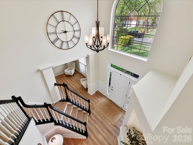 9334 Autumn Applause Drive, Charlotte, NC 28277