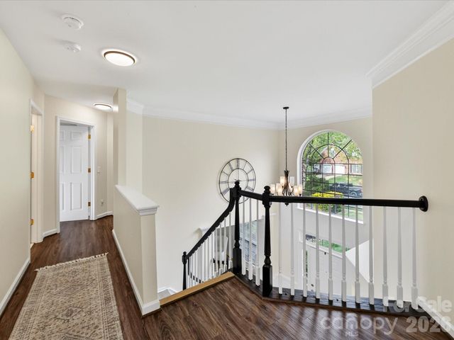 9334 Autumn Applause Drive, Charlotte, NC 28277