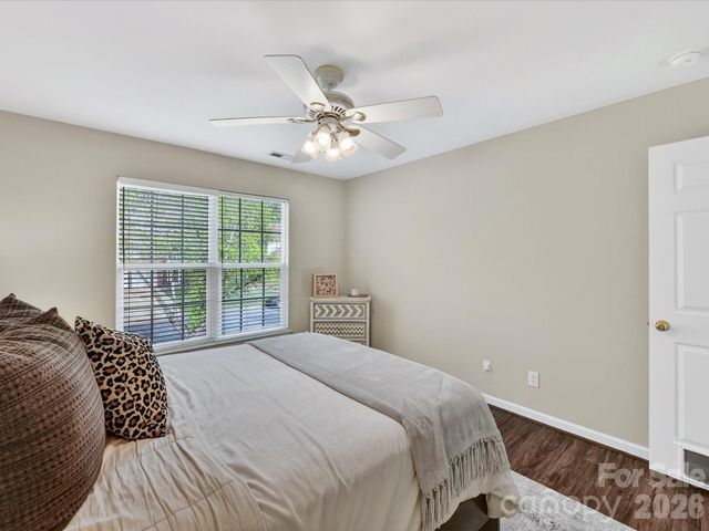 9334 Autumn Applause Drive, Charlotte, NC 28277