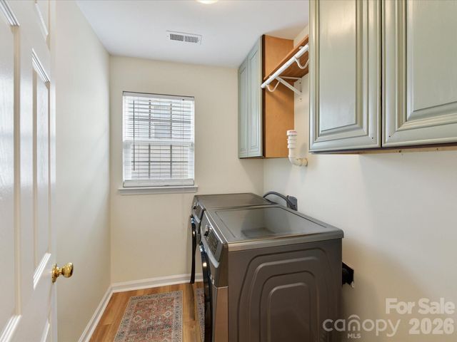 9334 Autumn Applause Drive, Charlotte, NC 28277