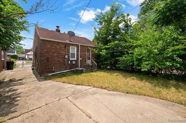 14981 Flanders Street, Detroit, MI 48205