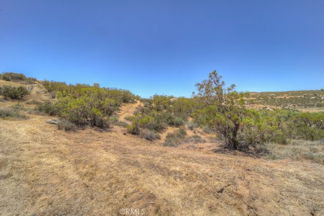 48805 Leaning Rock Court, Aguanga, CA 92536