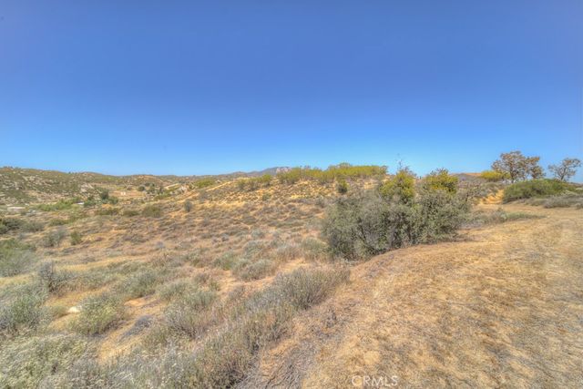 48805 Leaning Rock Court, Aguanga, CA 92536