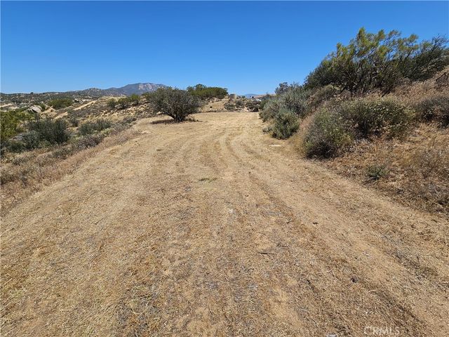 48805 Leaning Rock Court, Aguanga, CA 92536