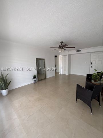 6305 Gage Pl 309A, Miami Lakes, FL 33014