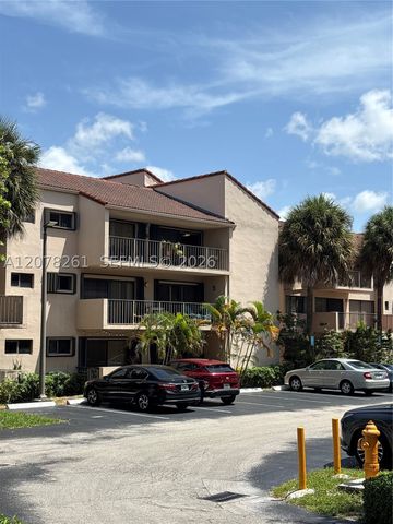 6305 Gage Pl 309A, Miami Lakes, FL 33014