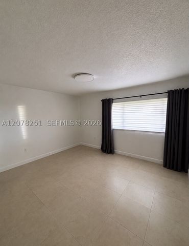6305 Gage Pl 309A, Miami Lakes, FL 33014