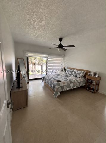6305 Gage Pl 309A, Miami Lakes, FL 33014