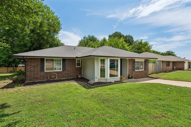 912 Mockingbird Lane, Purcell, OK 73080