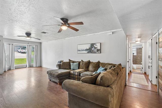 912 Mockingbird Lane, Purcell, OK 73080
