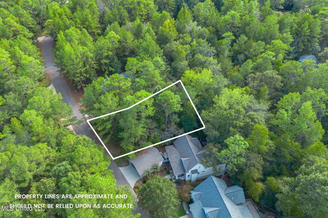 5 Stoneridge North, Hattiesburg, MS 39402