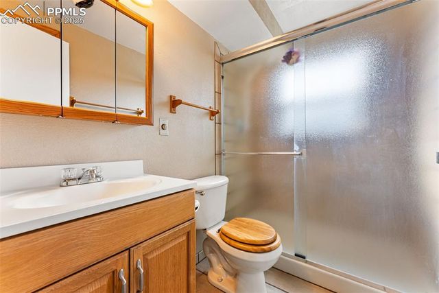 2775 El Capitan Drive, Colorado Springs, CO 80918