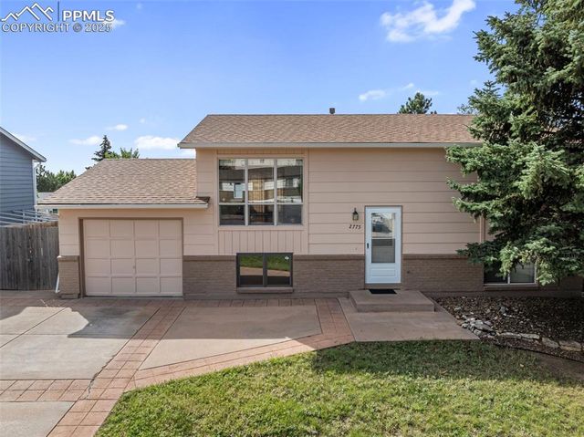 2775 El Capitan Drive, Colorado Springs, CO 80918