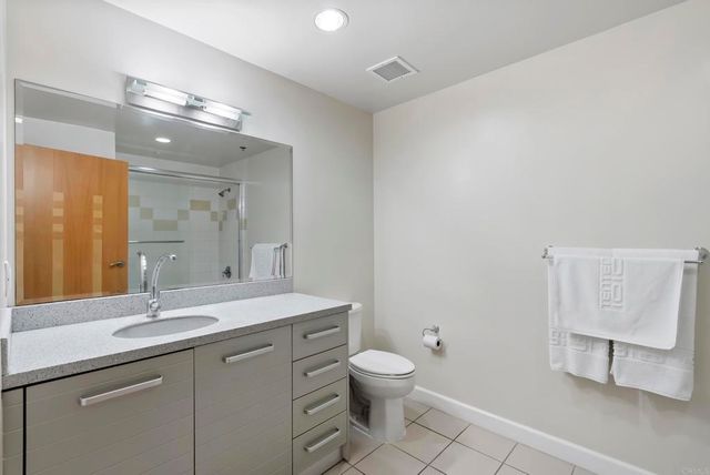 550 Seagaze Drive 9, Oceanside, CA 92054