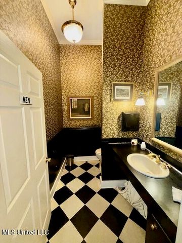 657 S Canal Street, Natchez, MS 39120