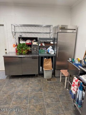 657 S Canal Street, Natchez, MS 39120