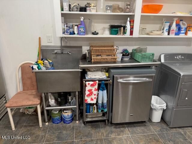 657 S Canal Street, Natchez, MS 39120