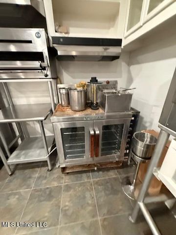 657 S Canal Street, Natchez, MS 39120