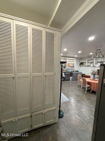 657 S Canal Street, Natchez, MS 39120