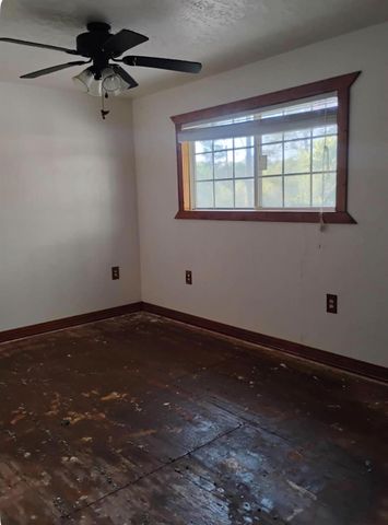2790 Fm 222 Loop N, Coldspring, TX 77331