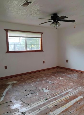 2790 Fm 222 Loop N, Coldspring, TX 77331