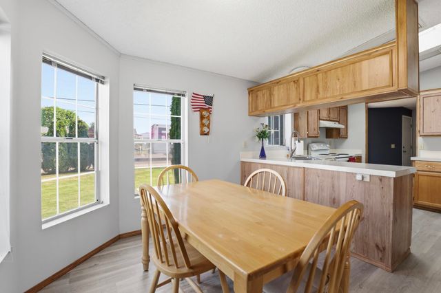 1603 N GLENBROOK Rd, Liberty Lake, WA 99016