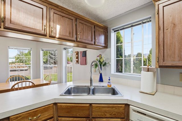 1603 N GLENBROOK Rd, Liberty Lake, WA 99016