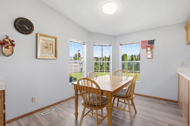 1603 N GLENBROOK Rd, Liberty Lake, WA 99016
