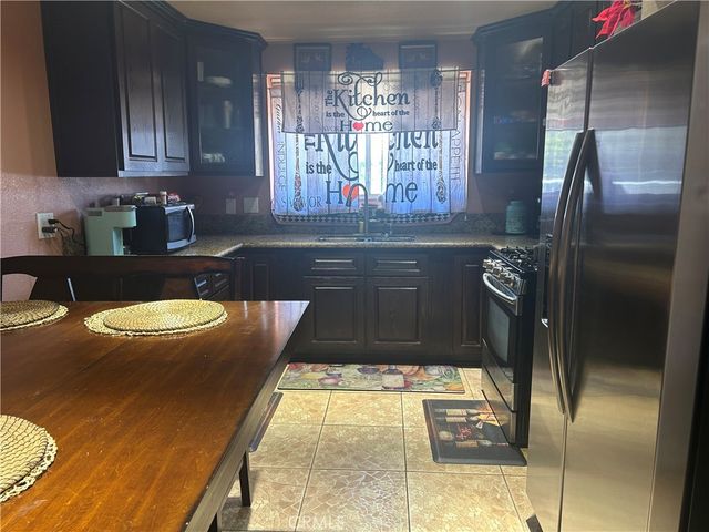 40 Camelback Avenue S 46, Carson, CA 90745