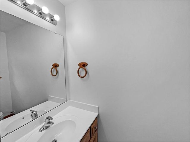 15803 Hight Avenue, Belton, MO 64012