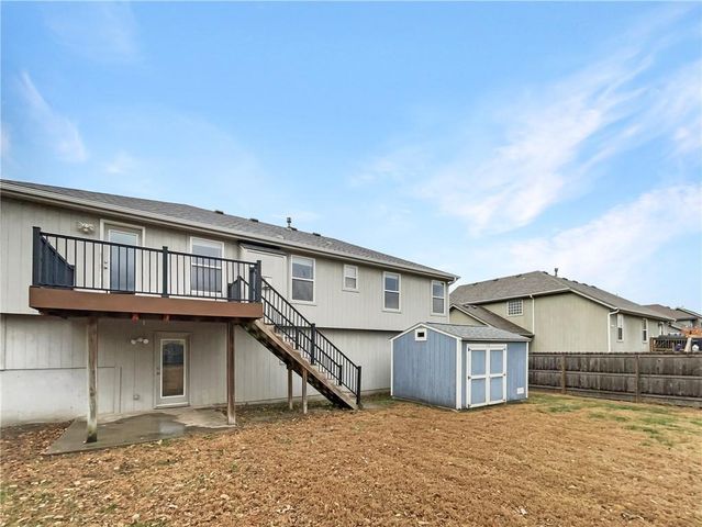 15803 Hight Avenue, Belton, MO 64012